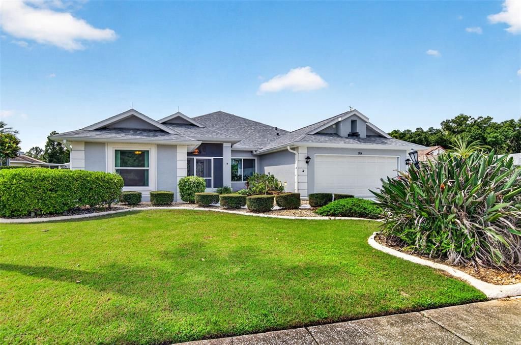 Activo con contrato: $349,900 (2 camas, 2 baños, 2486 Pies cuadrados)
