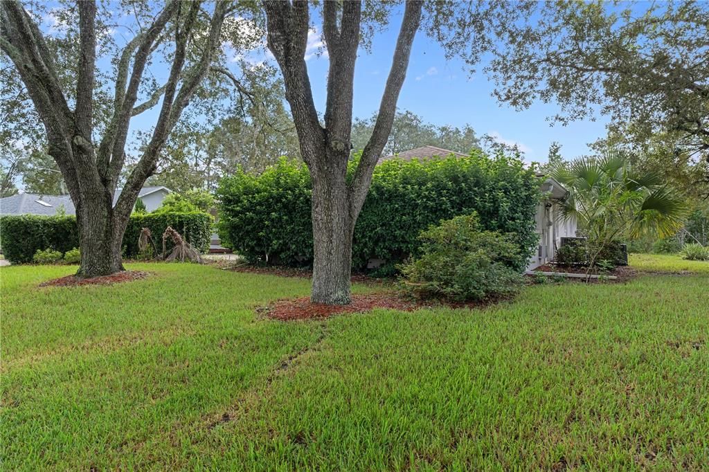 For Sale: $275,000 (3 beds, 2 baths, 2000 Square Feet)