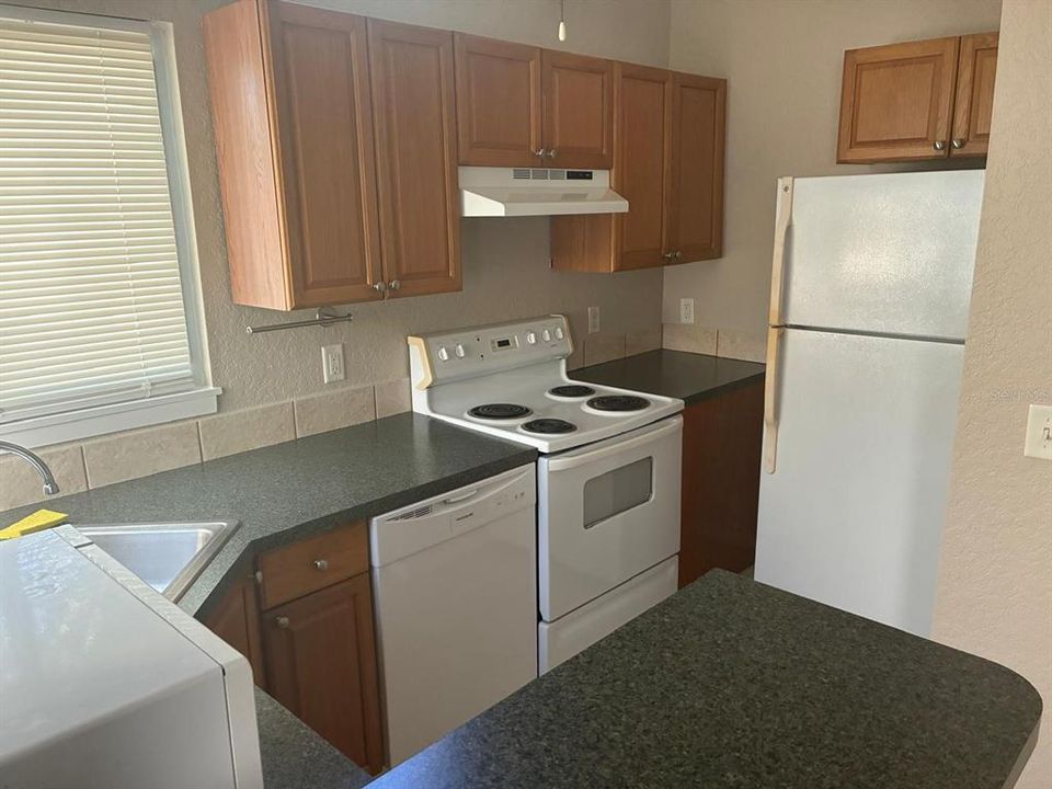 For Rent: $1,200 (1 beds, 1 baths, 500 Square Feet)