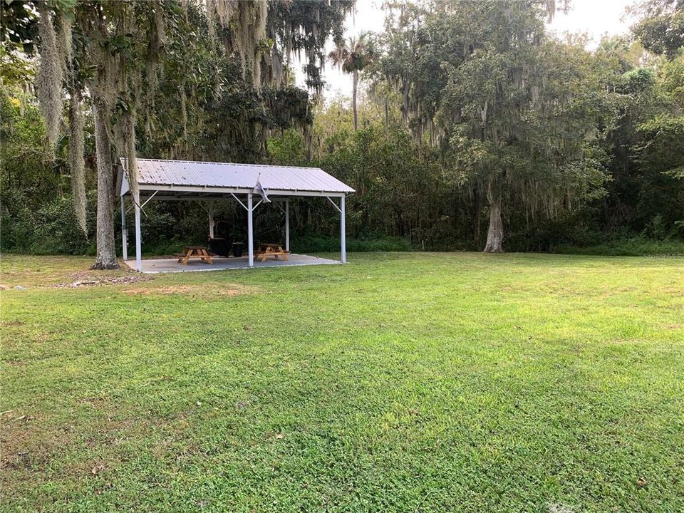 En Venta: $777,000 (3 camas, 3 baños, 2305 Pies cuadrados)