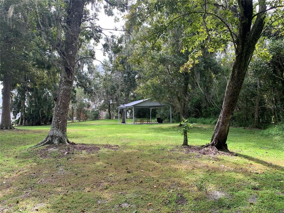 En Venta: $777,000 (3 camas, 3 baños, 2305 Pies cuadrados)