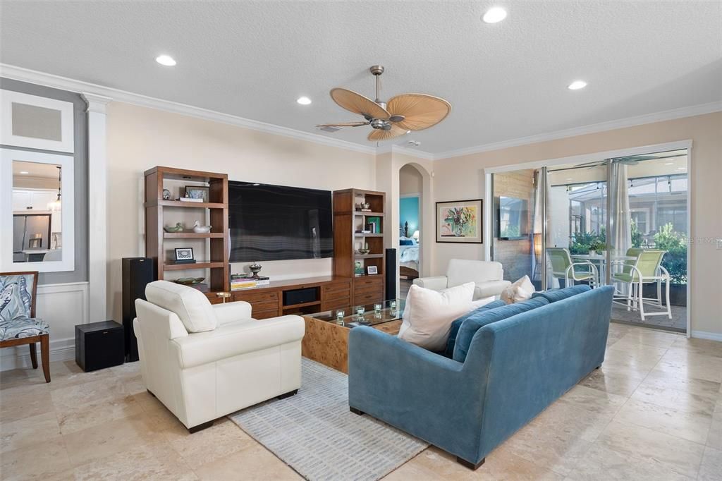 En Venta: $574,900 (3 camas, 3 baños, 2287 Pies cuadrados)