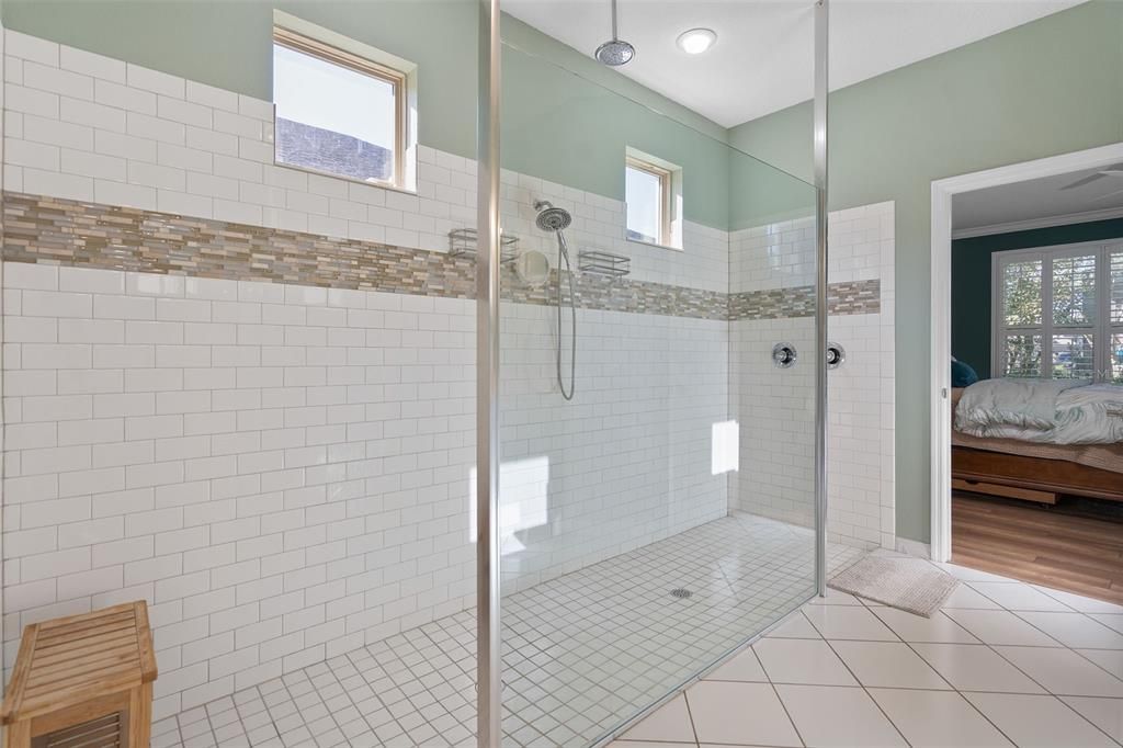 En Venta: $574,900 (3 camas, 3 baños, 2287 Pies cuadrados)