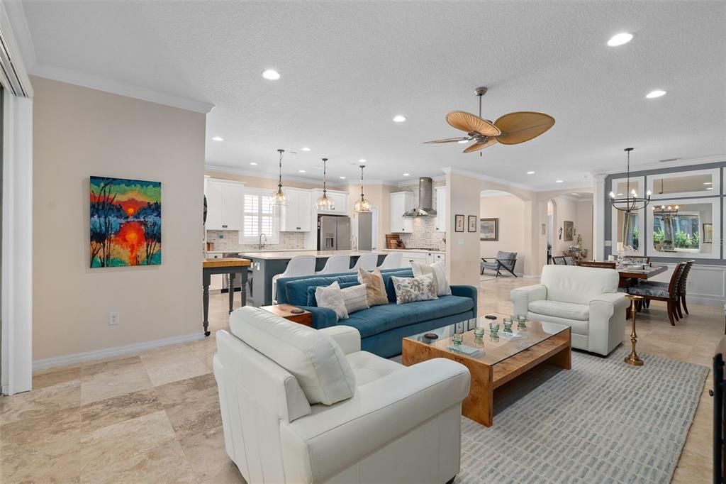 En Venta: $574,900 (3 camas, 3 baños, 2287 Pies cuadrados)