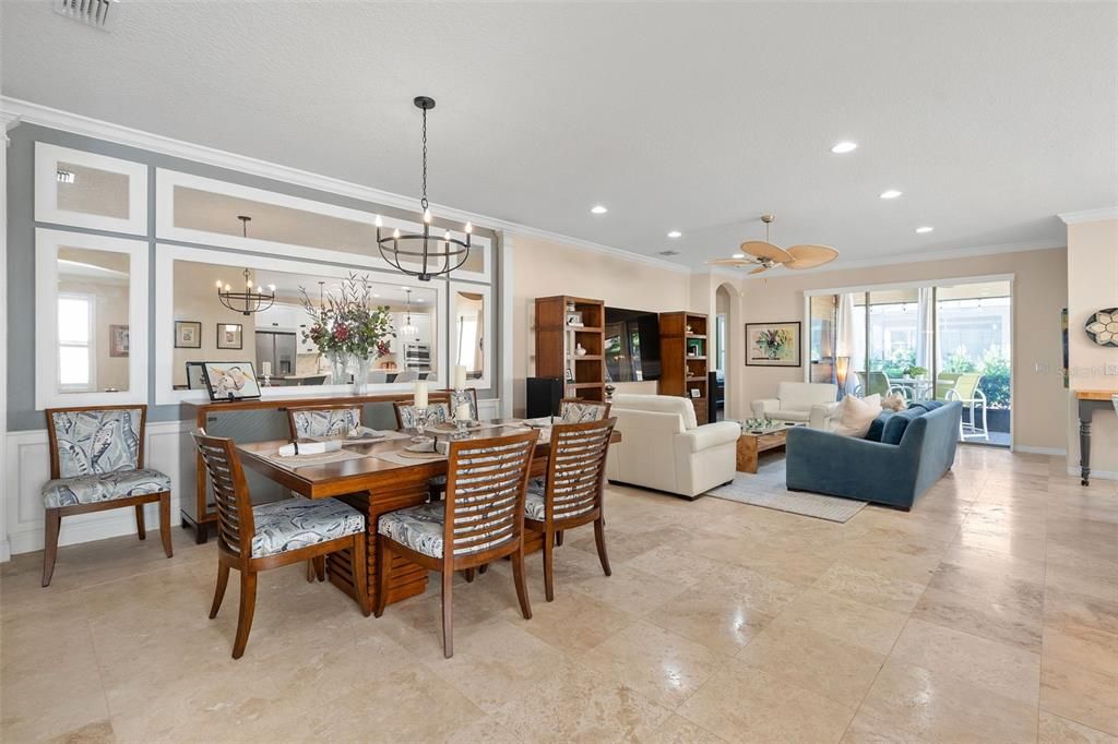 En Venta: $574,900 (3 camas, 3 baños, 2287 Pies cuadrados)