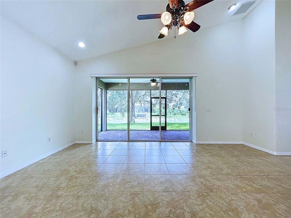 For Rent: $2,800 (3 beds, 2 baths, 2023 Square Feet)
