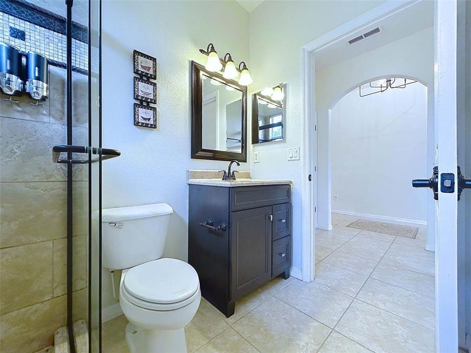 For Rent: $2,800 (3 beds, 2 baths, 2023 Square Feet)