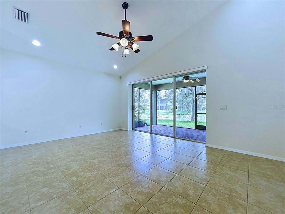 For Rent: $2,800 (3 beds, 2 baths, 2023 Square Feet)