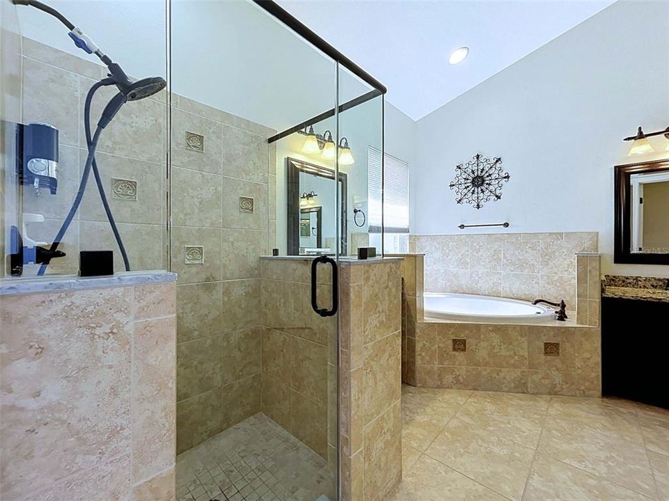 For Rent: $2,800 (3 beds, 2 baths, 2023 Square Feet)