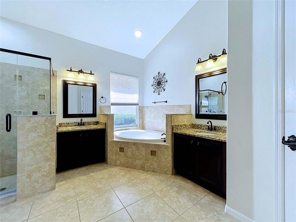 For Rent: $2,800 (3 beds, 2 baths, 2023 Square Feet)