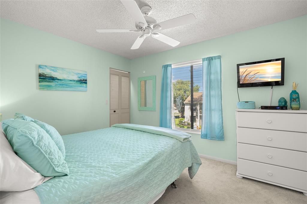 For Sale: $155,000 (2 beds, 2 baths, 1104 Square Feet)
