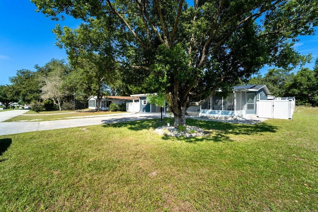 For Sale: $325,000 (3 beds, 2 baths, 1454 Square Feet)