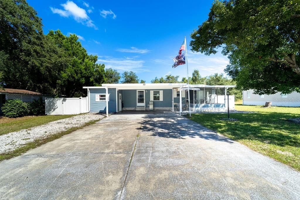 For Sale: $325,000 (3 beds, 2 baths, 1454 Square Feet)