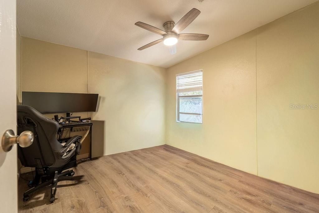 For Sale: $325,000 (3 beds, 2 baths, 1454 Square Feet)