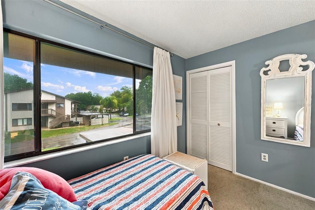 For Sale: $120,000 (2 beds, 2 baths, 1144 Square Feet)