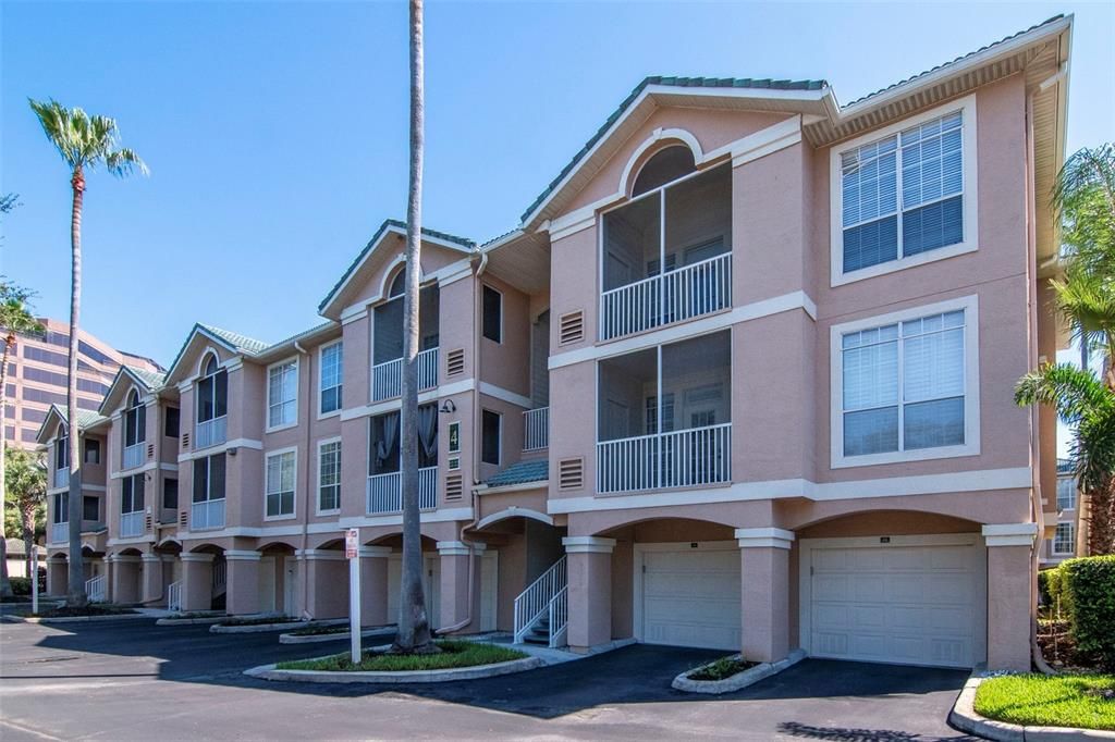 En Venta: $269,900 (1 camas, 1 baños, 964 Pies cuadrados)
