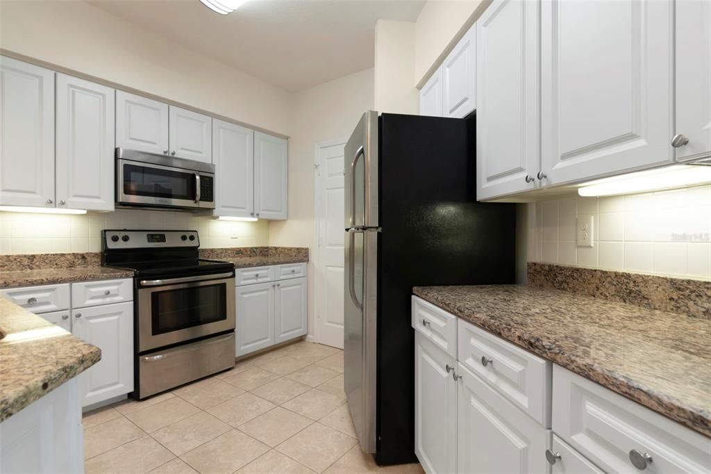 En Venta: $269,900 (1 camas, 1 baños, 964 Pies cuadrados)