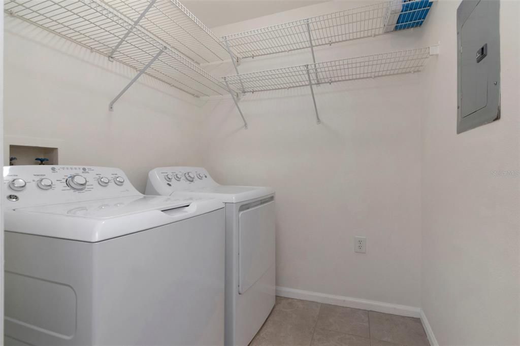 En Venta: $269,900 (1 camas, 1 baños, 964 Pies cuadrados)