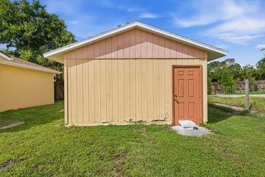 For Sale: $640,000 (2 beds, 2 baths, 2479 Square Feet)