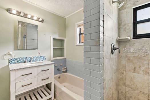 For Sale: $640,000 (2 beds, 2 baths, 2479 Square Feet)