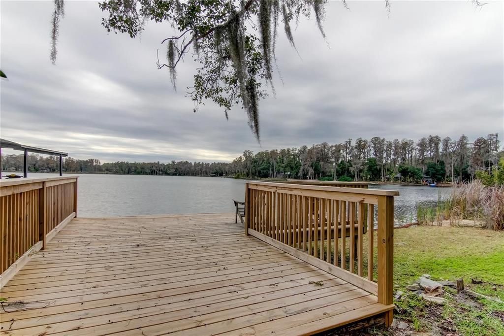 For Rent: $1,400 (1 beds, 1 baths, 725 Square Feet)