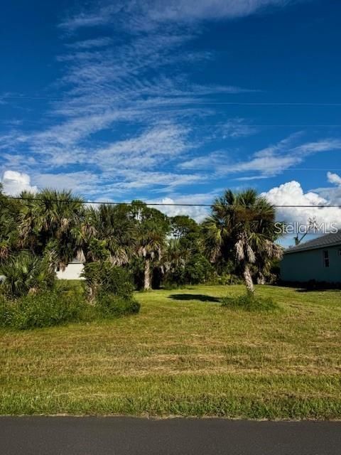 En Venta: $39,000 (0.22 acres)