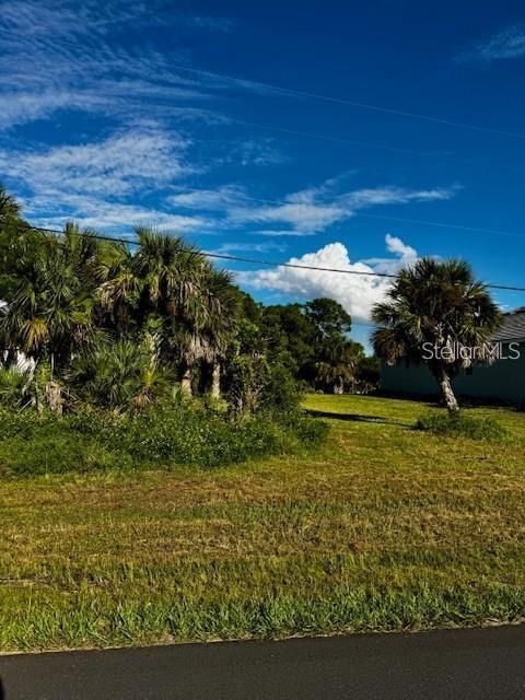 En Venta: $39,000 (0.22 acres)