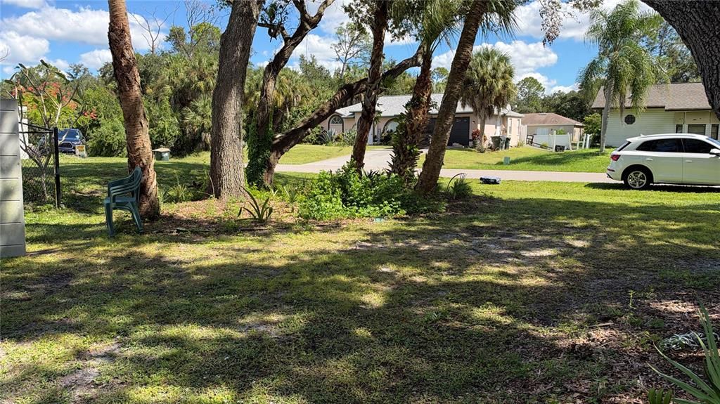 For Sale: $345,000 (3 beds, 2 baths, 2082 Square Feet)