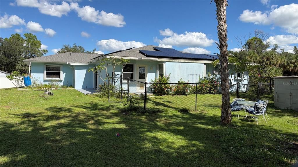For Sale: $345,000 (3 beds, 2 baths, 2082 Square Feet)