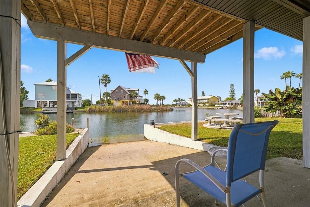 For Sale: $370,000 (3 beds, 2 baths, 1252 Square Feet)