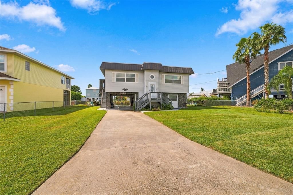 For Sale: $370,000 (3 beds, 2 baths, 1252 Square Feet)
