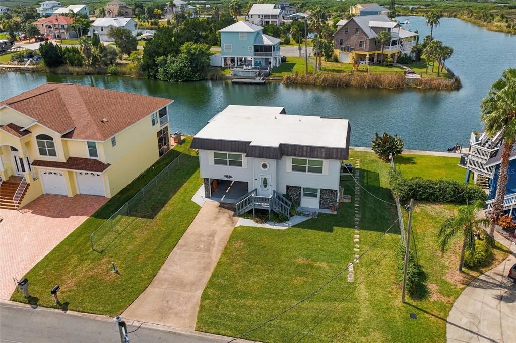 For Sale: $370,000 (3 beds, 2 baths, 1252 Square Feet)