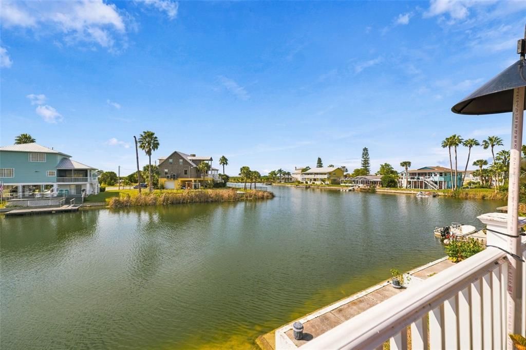For Sale: $370,000 (3 beds, 2 baths, 1252 Square Feet)