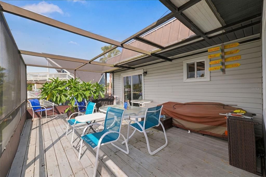 For Sale: $370,000 (3 beds, 2 baths, 1252 Square Feet)