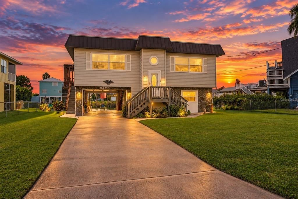 For Sale: $370,000 (3 beds, 2 baths, 1252 Square Feet)