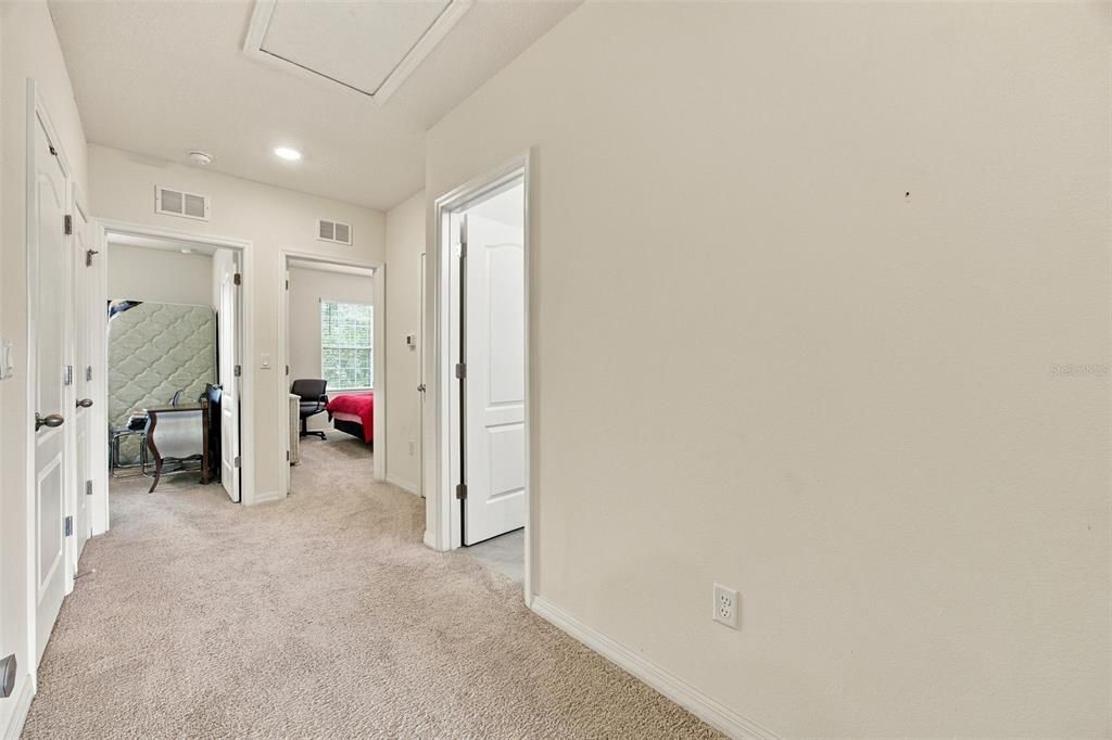 На продажу: $274,999 (3 спален, 2 ванн, 1674 Квадратных фут)