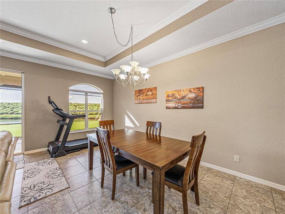 На продажу: $589,999 (2 спален, 2 ванн, 1792 Квадратных фут)