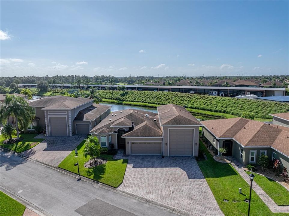 На продажу: $589,999 (2 спален, 2 ванн, 1792 Квадратных фут)