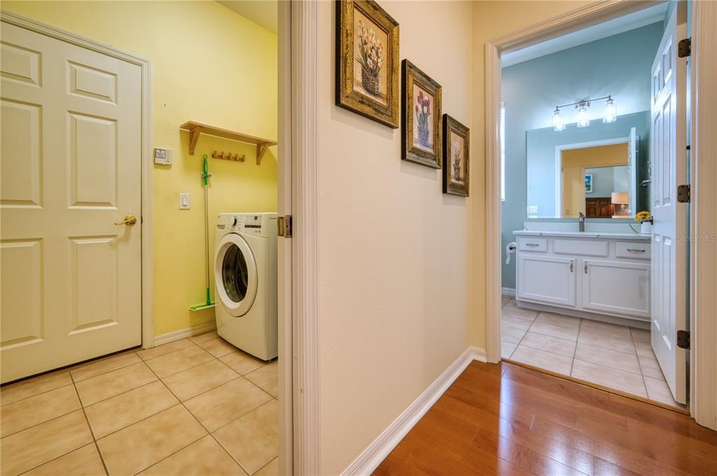 En Venta: $399,500 (2 camas, 2 baños, 1592 Pies cuadrados)