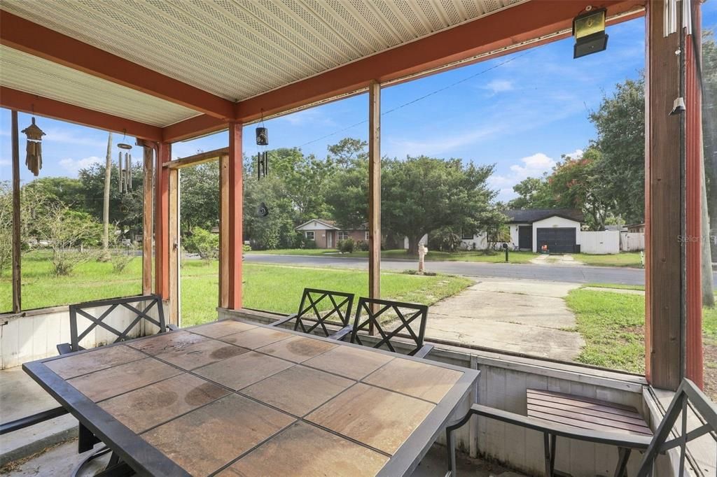 En Venta: $275,000 (3 camas, 2 baños, 1250 Pies cuadrados)