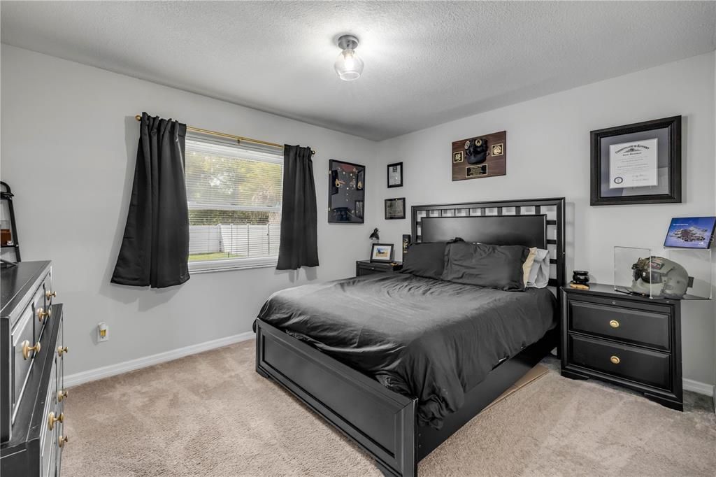 For Sale: $295,000 (3 beds, 2 baths, 1365 Square Feet)