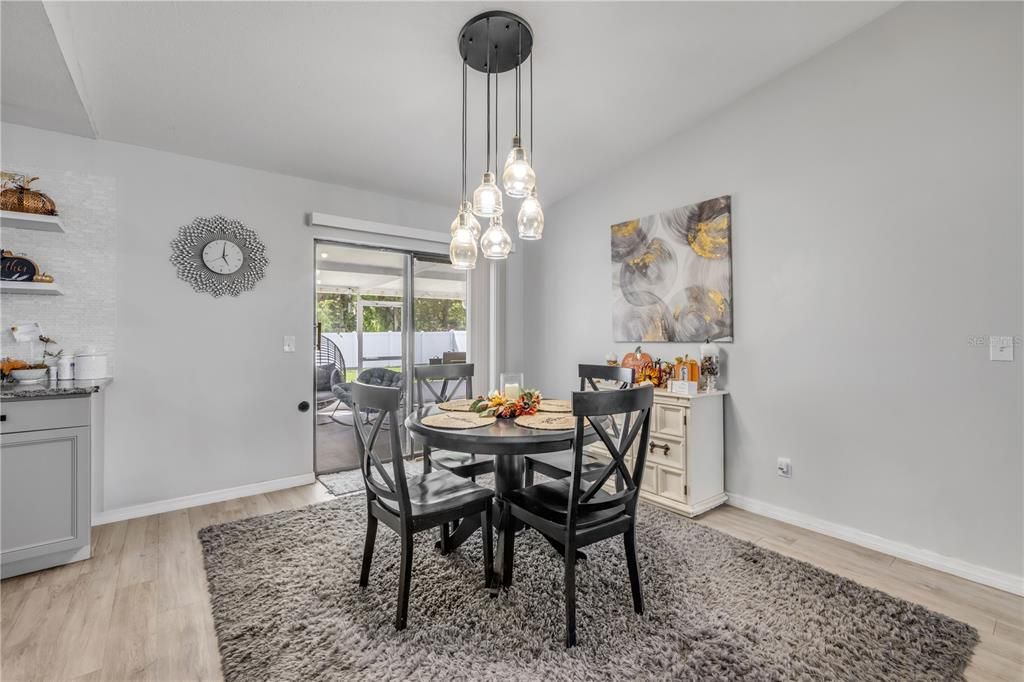 For Sale: $295,000 (3 beds, 2 baths, 1365 Square Feet)