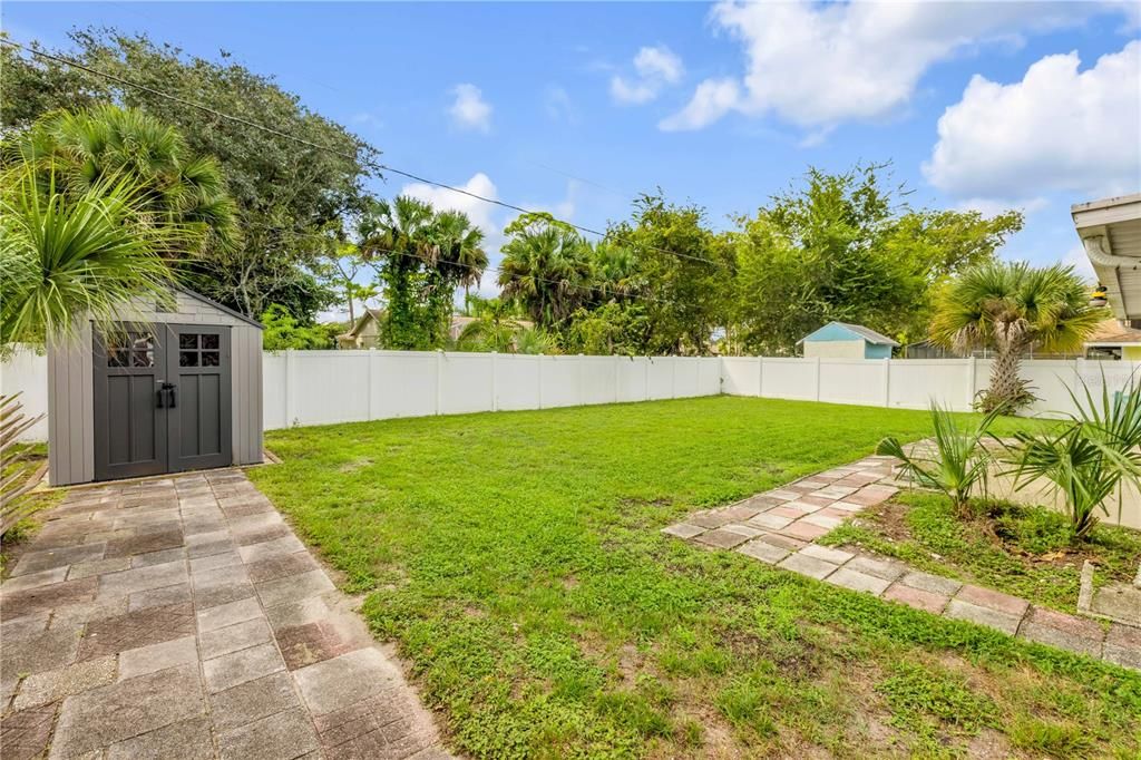 For Sale: $295,000 (3 beds, 2 baths, 1365 Square Feet)