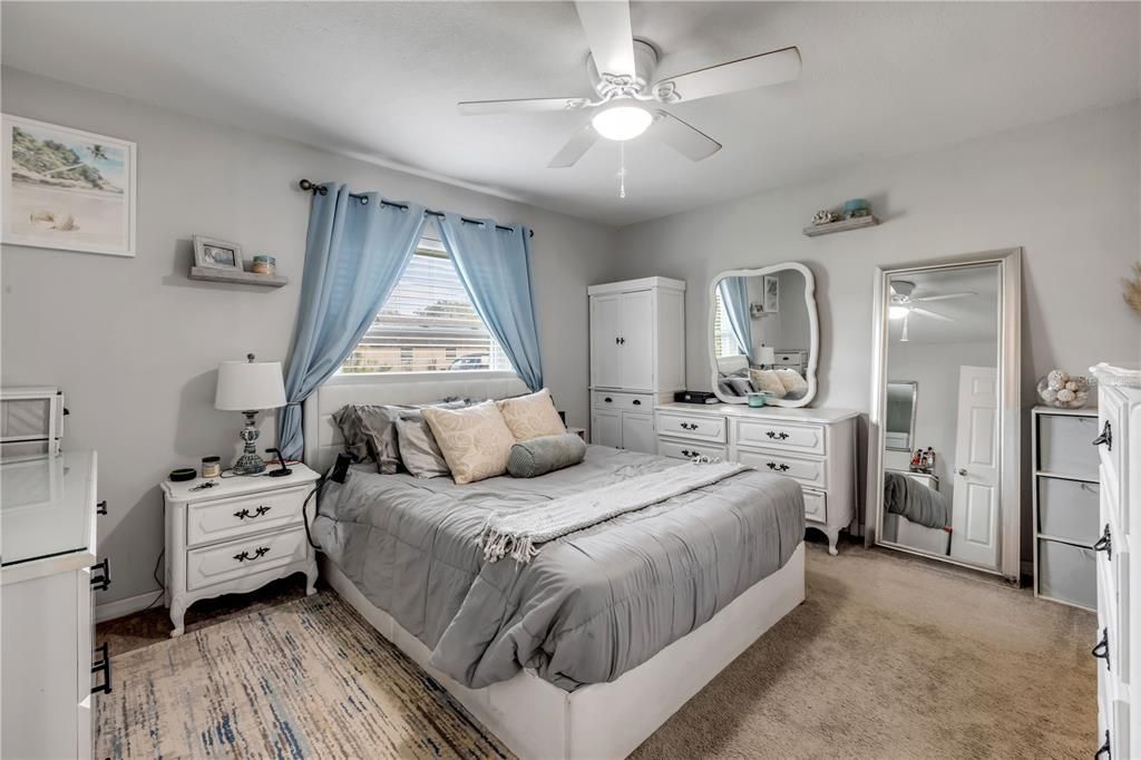 For Sale: $295,000 (3 beds, 2 baths, 1365 Square Feet)