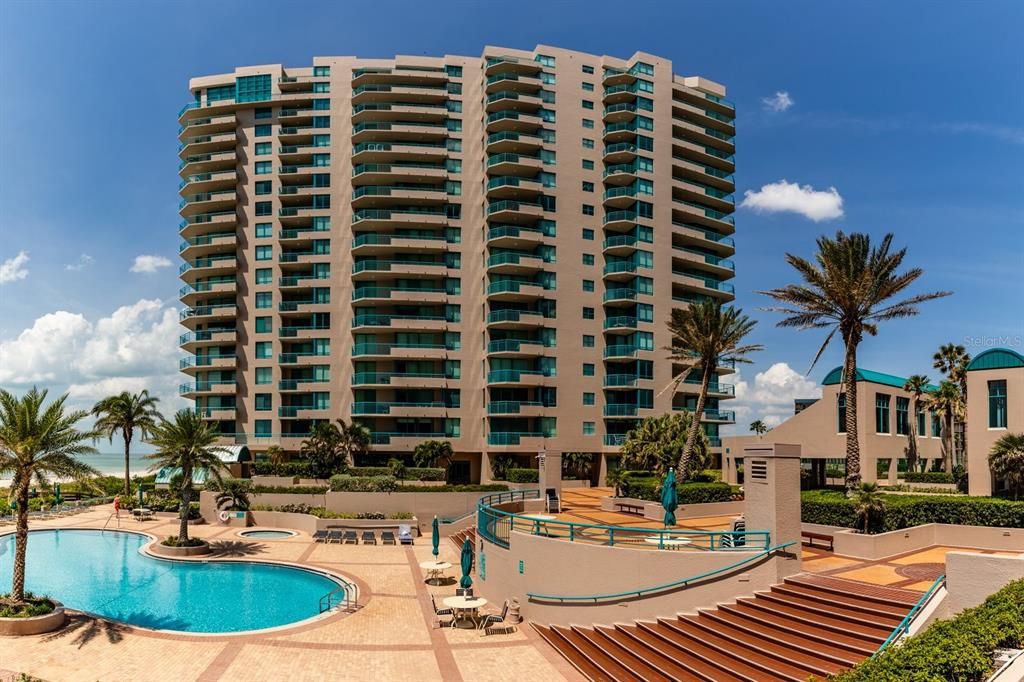В аренду: $4,800 (2 спален, 2 ванн, 1377 Квадратных фут)