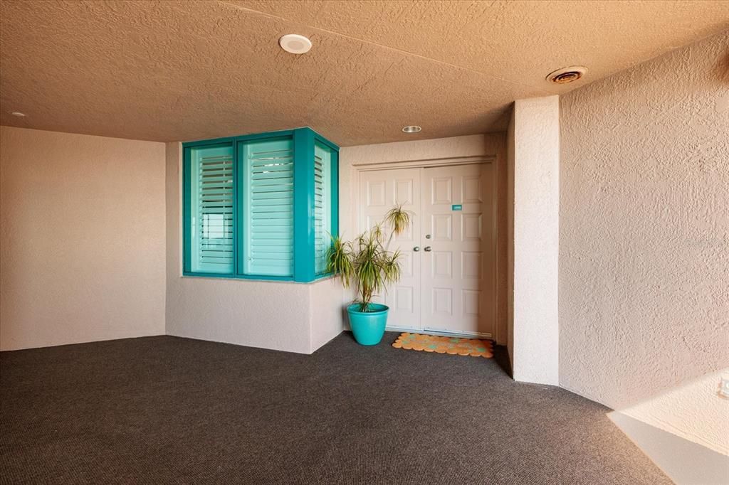 В аренду: $4,800 (2 спален, 2 ванн, 1377 Квадратных фут)