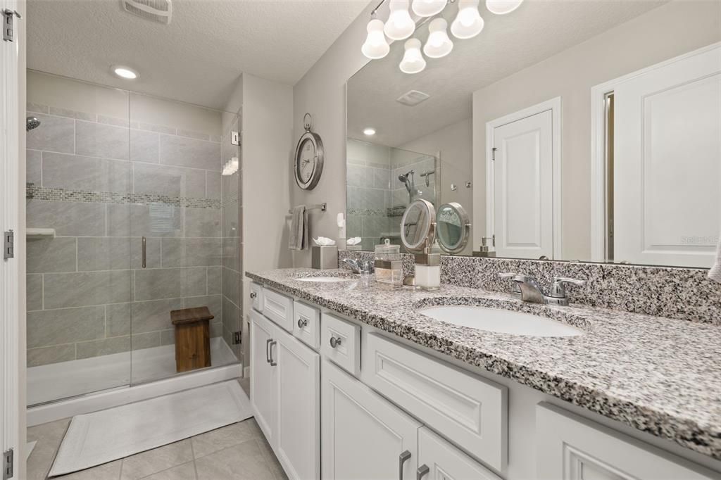 For Sale: $364,900 (2 beds, 2 baths, 1472 Square Feet)