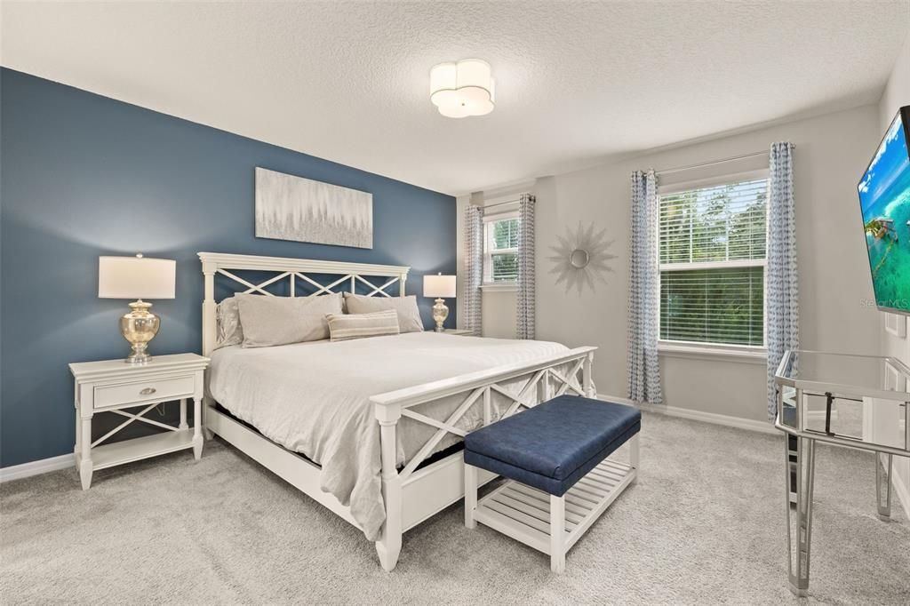 For Sale: $364,900 (2 beds, 2 baths, 1472 Square Feet)