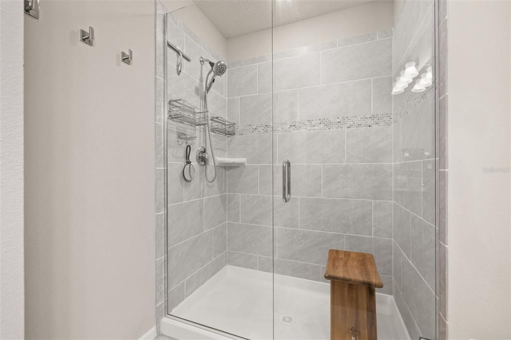 For Sale: $364,900 (2 beds, 2 baths, 1472 Square Feet)