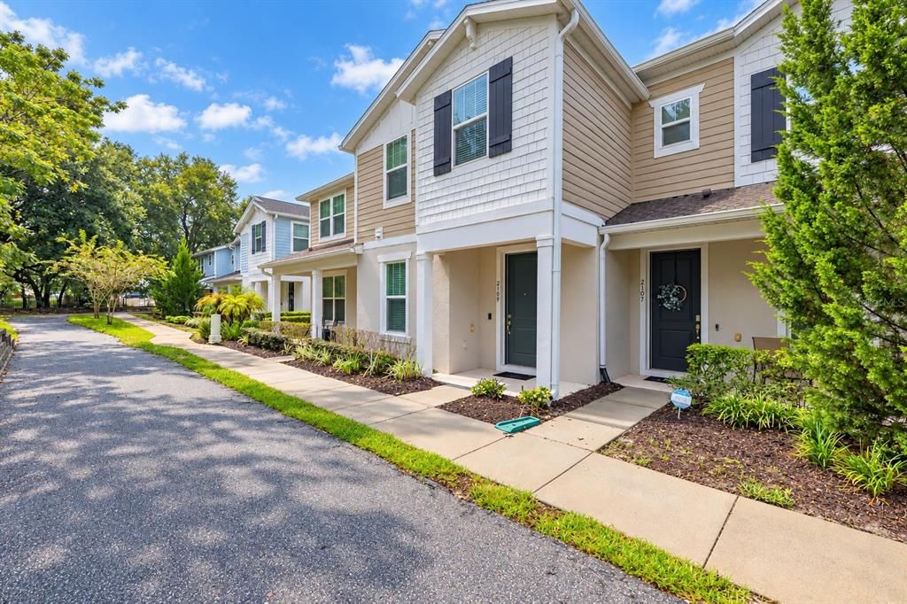 For Sale: $364,900 (2 beds, 2 baths, 1472 Square Feet)